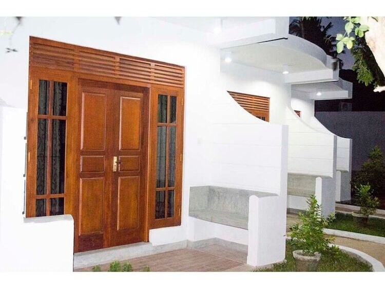 ベッドアンドブレックファースト Vista Suwa Arana Resort