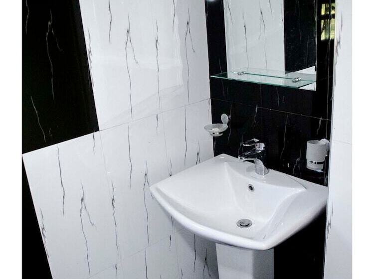 ベッドアンドブレックファースト Vista Suwa Arana Resort