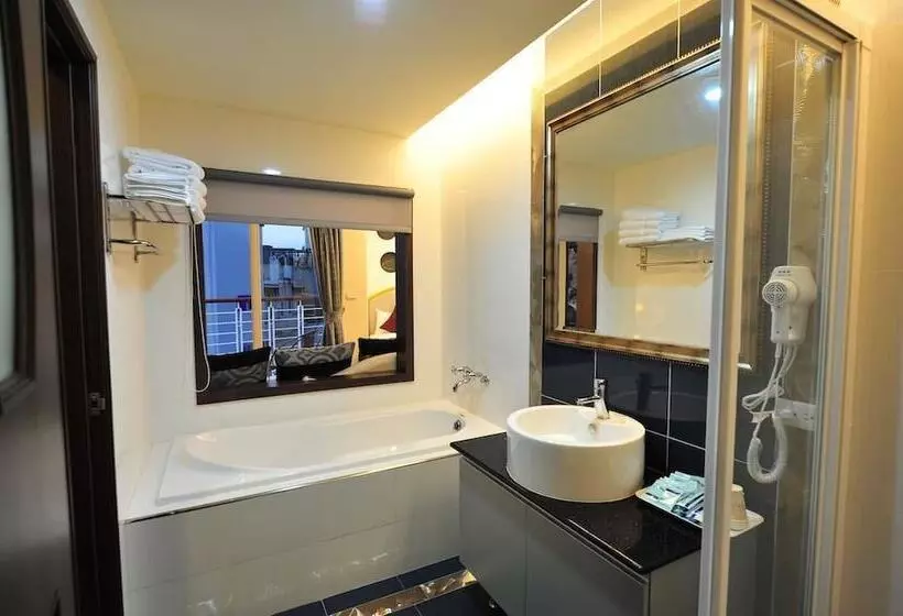 Hang Hai B & B