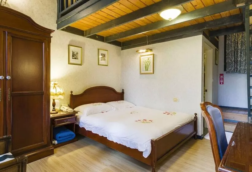 هتل Cingjing Hanging Garden & Resort