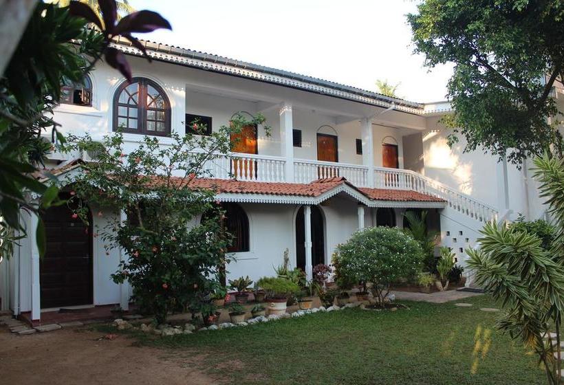 Hotell Hideaway Hikkaduwa