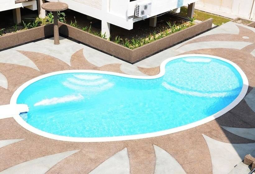 ホテル International House