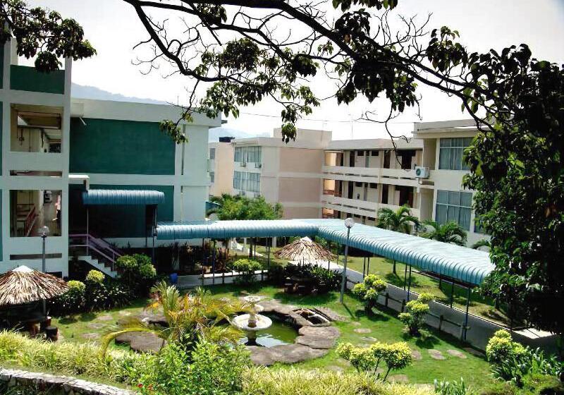 ホテル International House