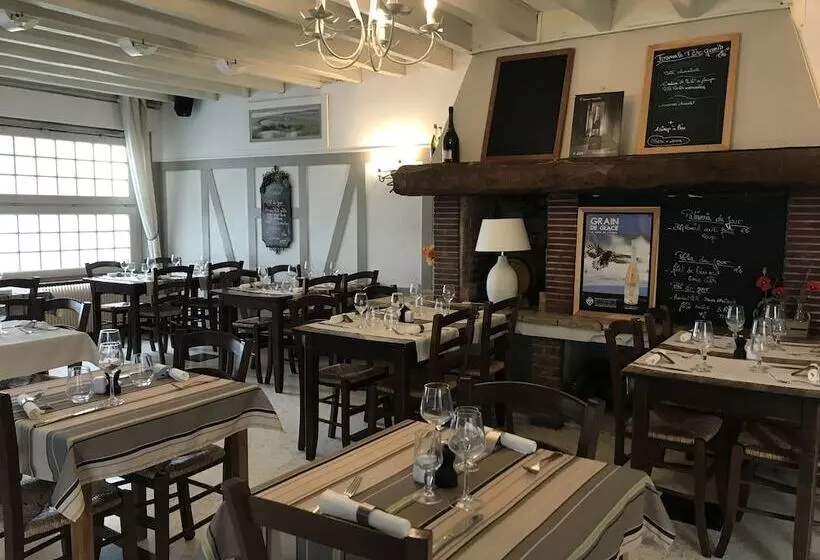 ホテル Logis Hôtel & Restaurant Au Gré Du Vent