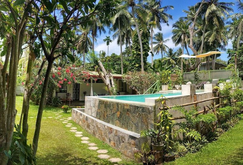 בית מלון כפרי Nature Villa Unawatuna Adults Only