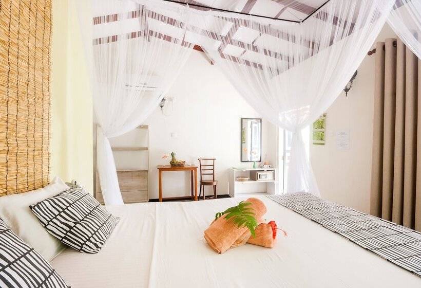 בית מלון כפרי Nature Villa Unawatuna Adults Only