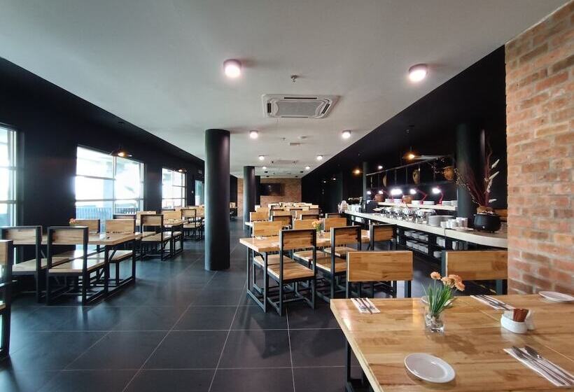 فندق Raia Inn Penang