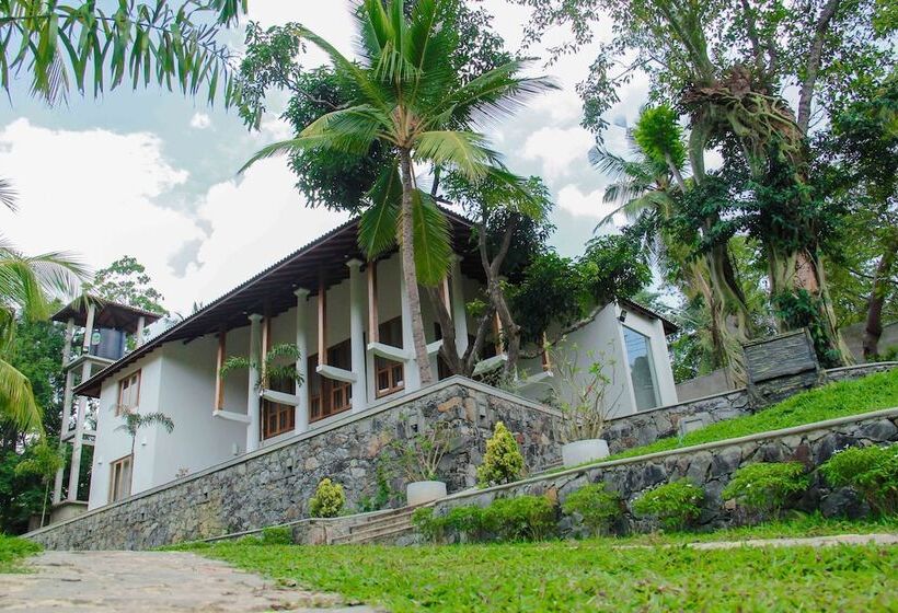 فندق Romaya Villa