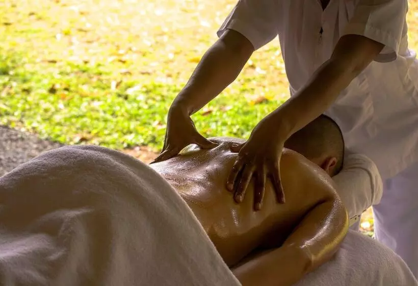 Hotelli Santani Wellness Kandy
