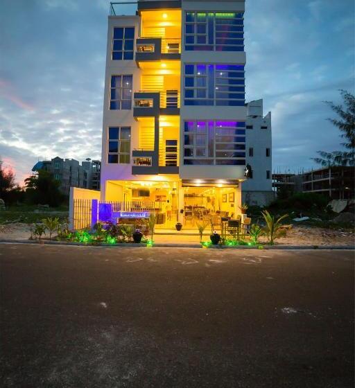 هتل Whiteharp Beach Inn