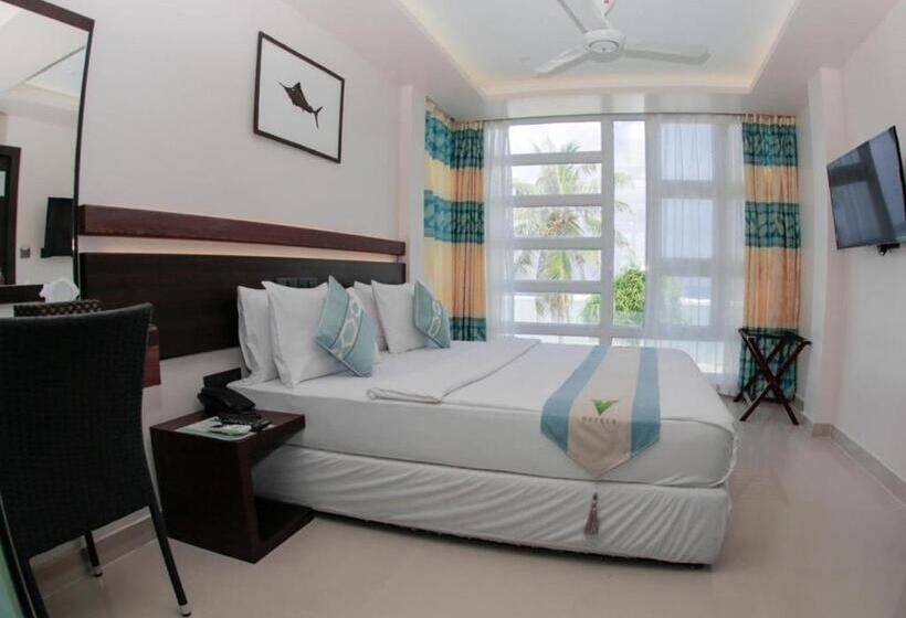 هتل Whiteharp Beach Inn