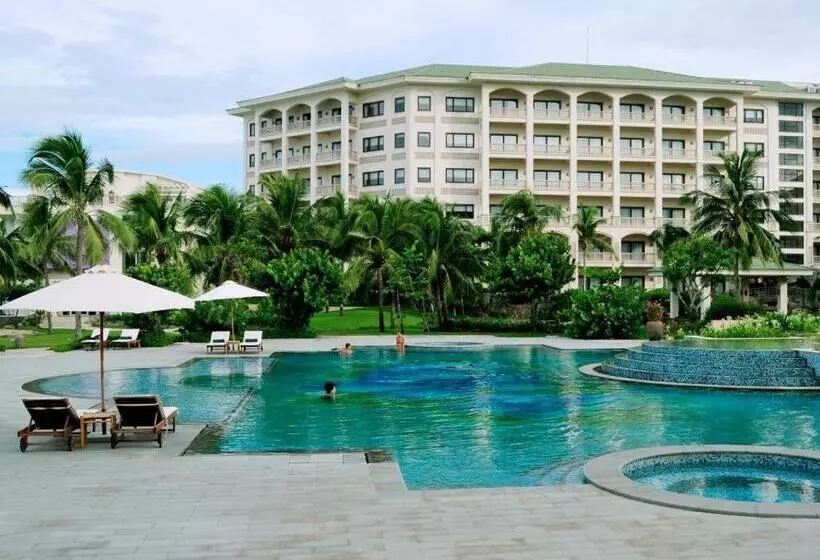 Olalani Resort And Condotel