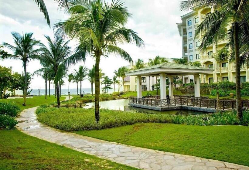 Olalani Resort And Condotel