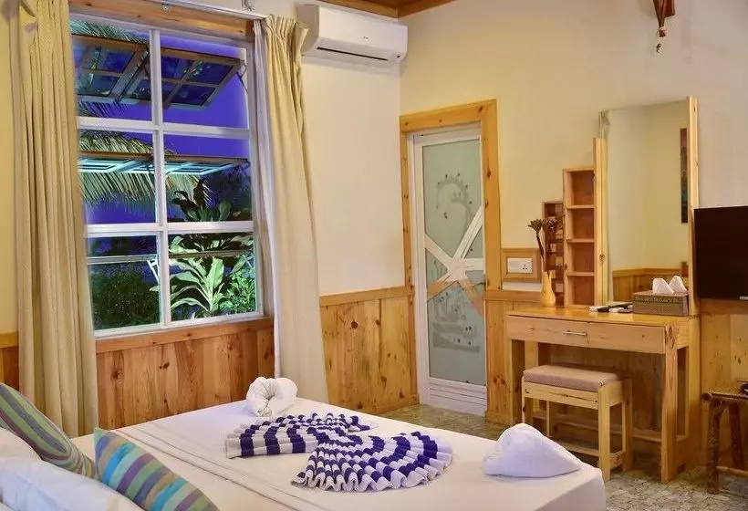 پانسیون Ocean Vista Guest House At Maafushi