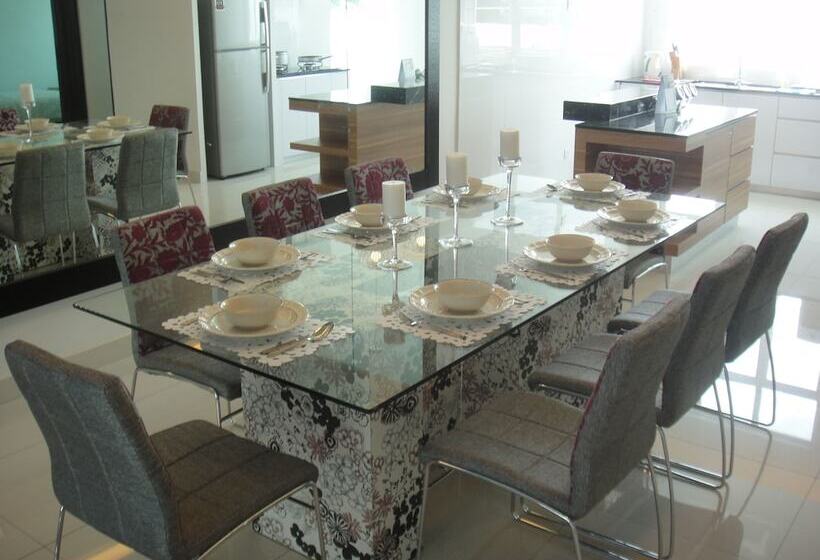 Shamrock Beach Villas Penang Seaview