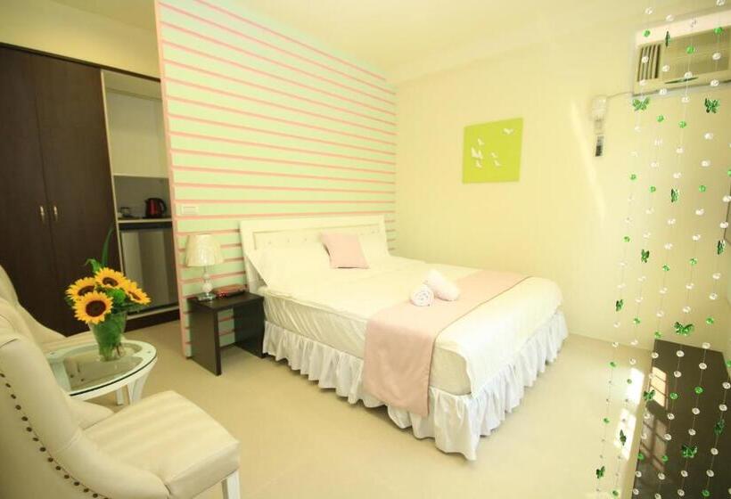 تختخواب و صبحانه Sunny Breeze Garden Homestay