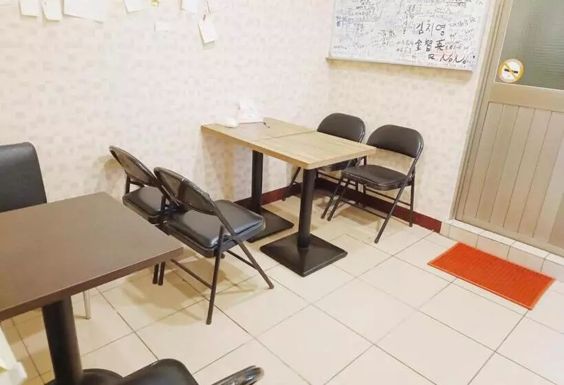 Fc Hostel Ruifang Station