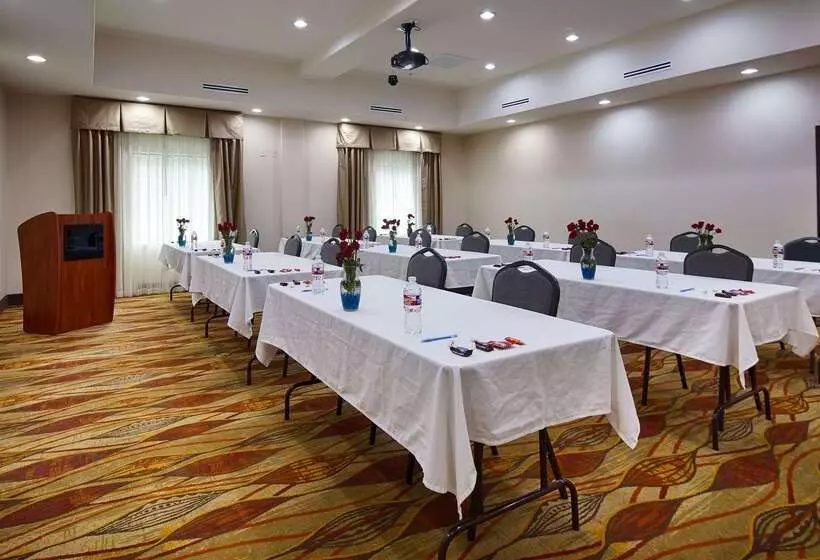 ホテル Best Western Plus Spring Inn & Suites