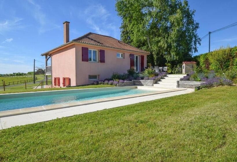 בית מלון כפרי Domaine D'essendiéras