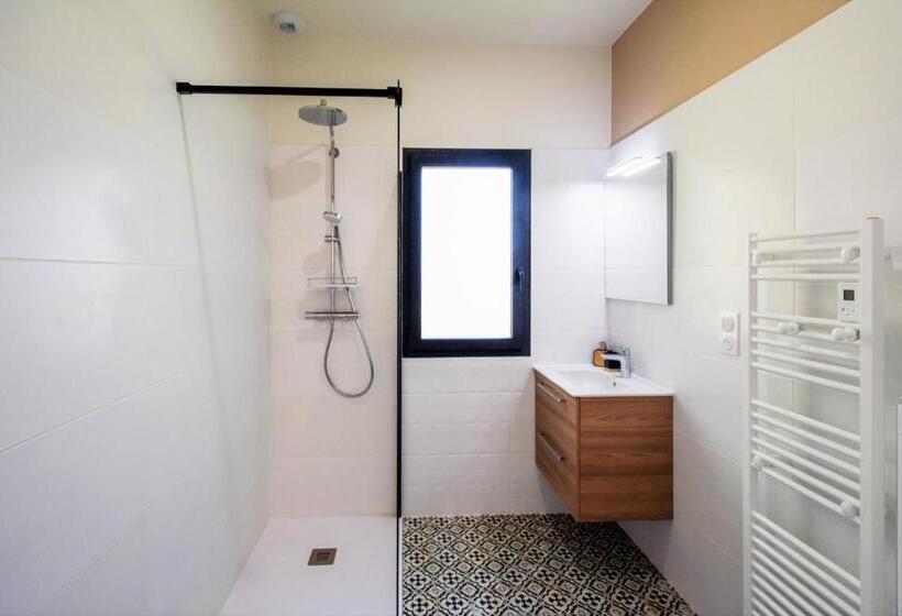 בית מלון כפרי Domaine D'essendiéras