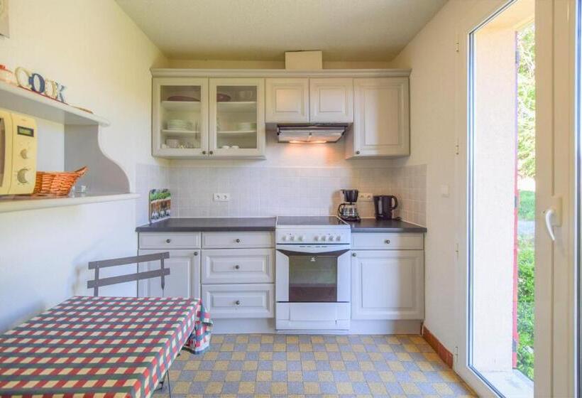 בית מלון כפרי Domaine D'essendiéras