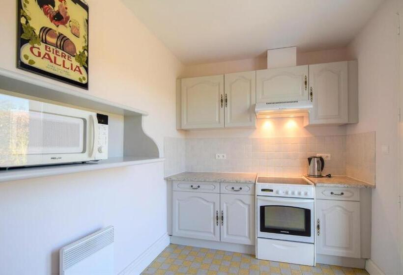 בית מלון כפרי Domaine D'essendiéras