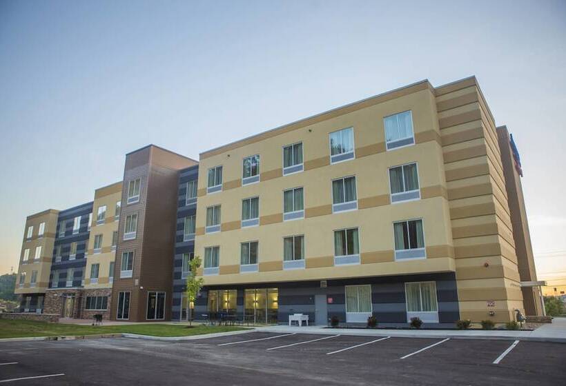 Отель Fairfield By Marriott Cambridge