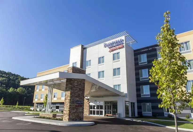 ホテル Fairfield By Marriott Cambridge