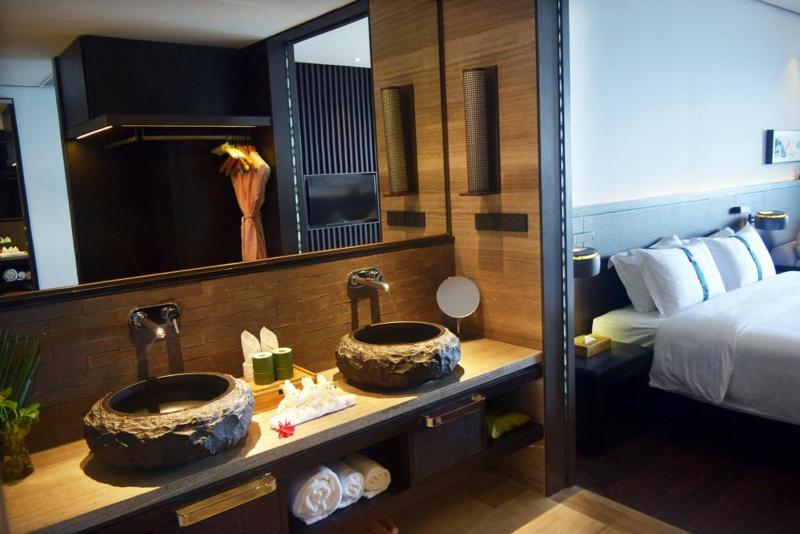 ホテル Howard Johnson Sandalwoods Hot Spring Resort Huizhou