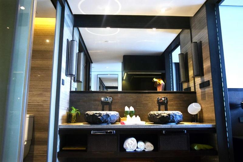 ホテル Howard Johnson Sandalwoods Hot Spring Resort Huizhou