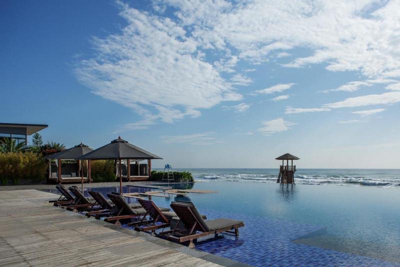 ホテル Howard Johnson Sandalwoods Hot Spring Resort Huizhou