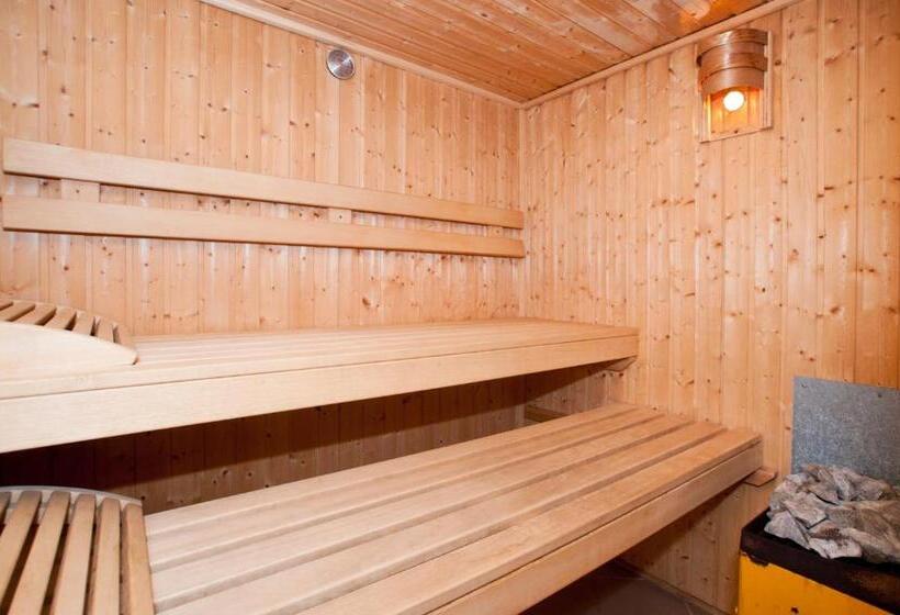 בית מלון כפרי Jantar