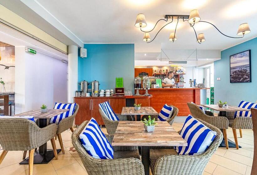 בית מלון כפרי Jantar