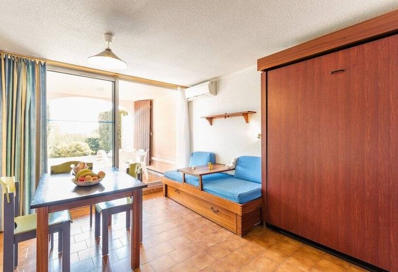 Отель Résidence Pierre & Vacances Les Jardins De La Côte D Azur