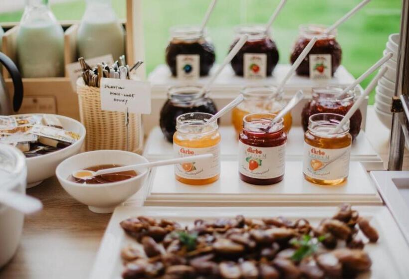 בית מלון כפרי Villas Arausana & Antonina