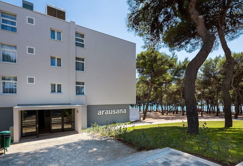 בית מלון כפרי Villas Arausana & Antonina