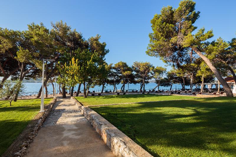 בית מלון כפרי Villas Arausana & Antonina