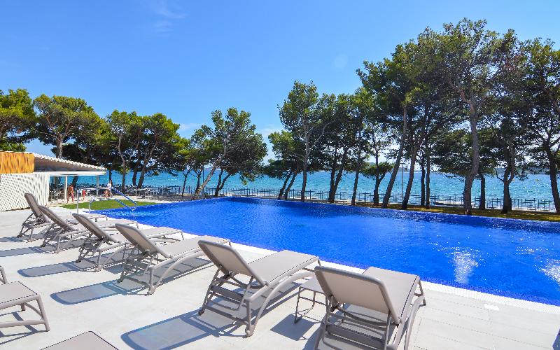 בית מלון כפרי Villas Arausana & Antonina