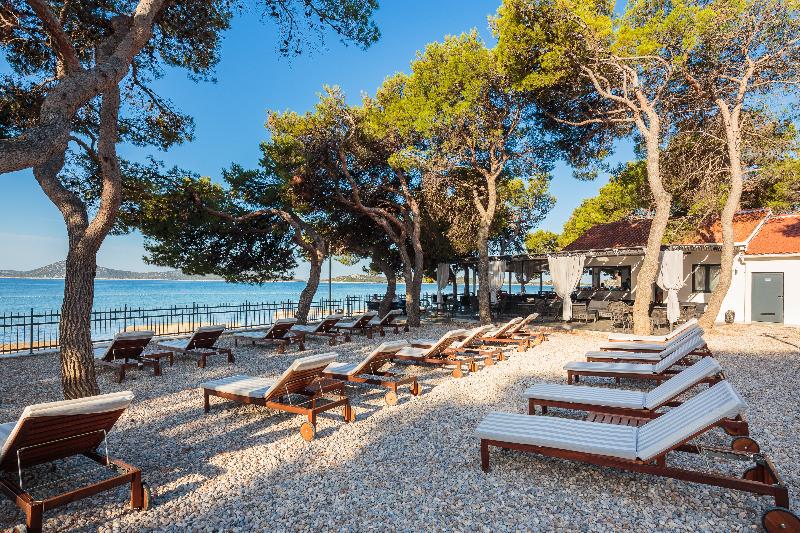 בית מלון כפרי Villas Arausana & Antonina