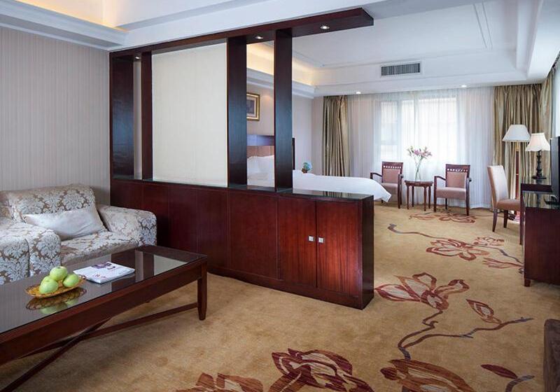 Vienna International Hotel Yangshuo West Street