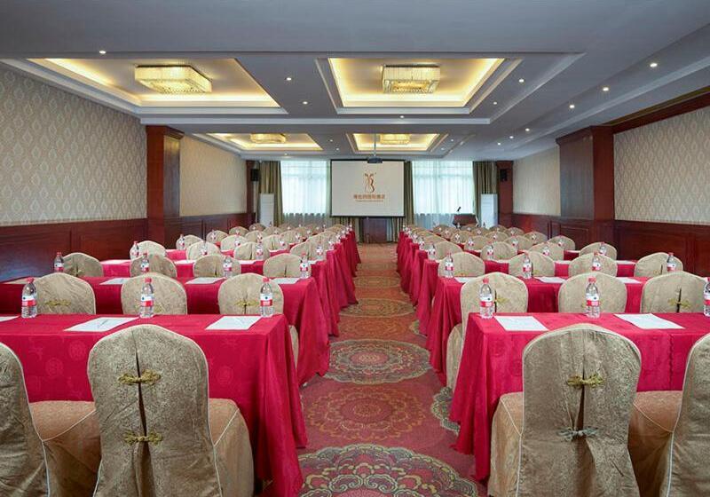 Vienna International Hotel Yangshuo West Street