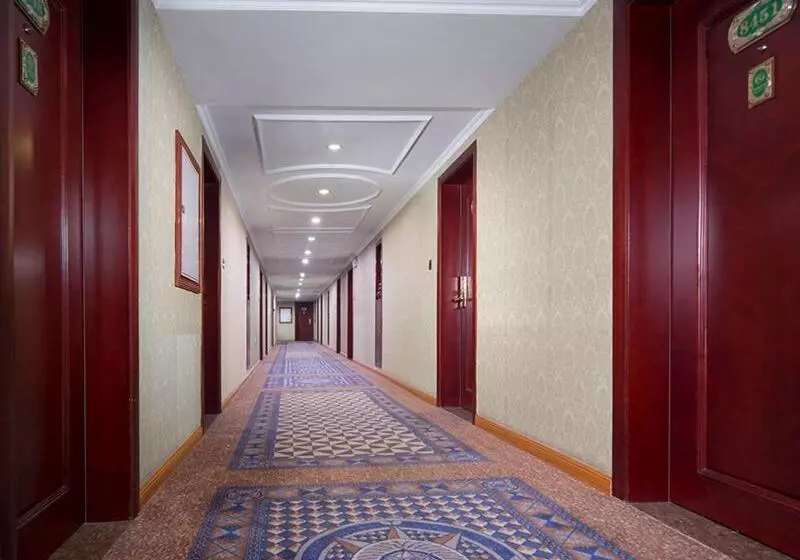 Vienna International Hotel Yangshuo West Street