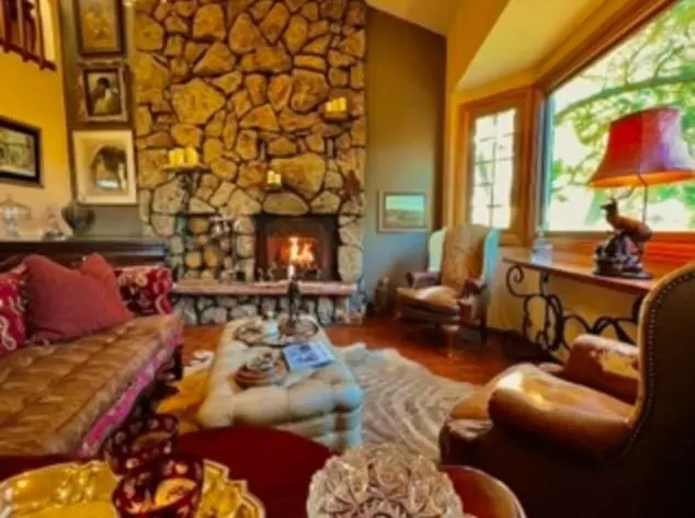 Sundance Suite   Prairie Rose Bed & Breakfast