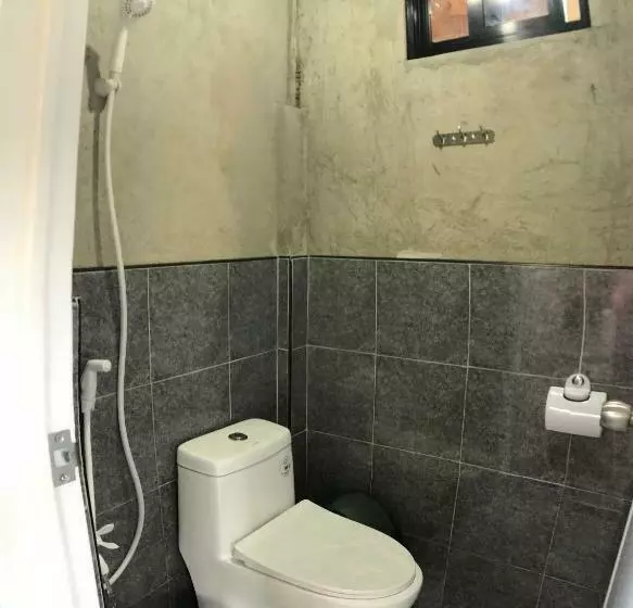 Chloe’s Paradise Hostel