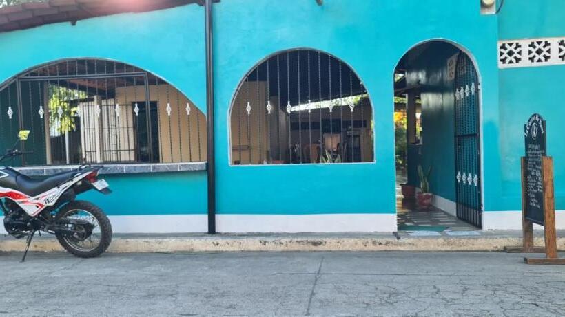 هتل Hospedaje Y Restaurante La Cocina De Mami