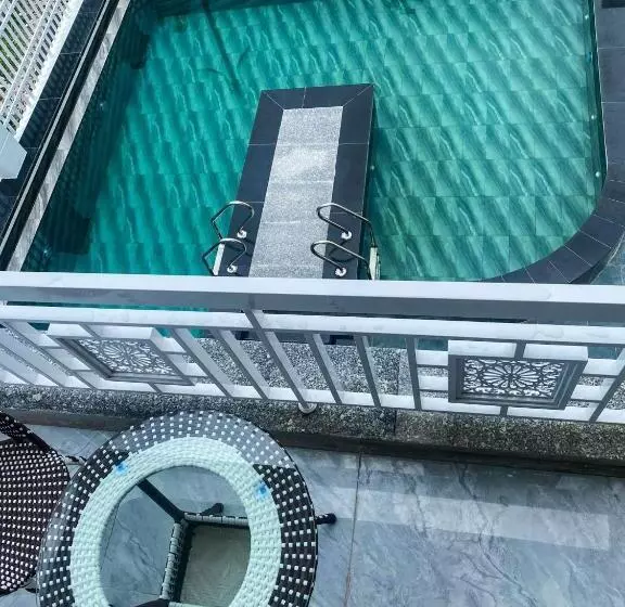 Hotelli Phượng Hoàng Villa