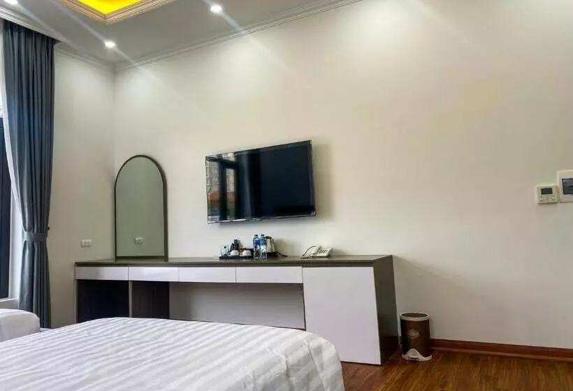 Hotelli Phượng Hoàng Villa