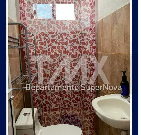 ペンション Tmx Hostal