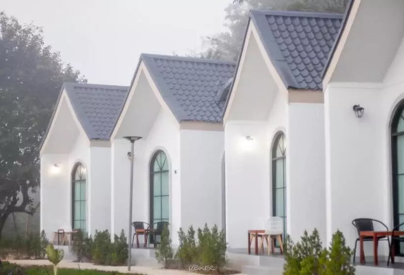 Hotelli คีรีศิลป์ รีสอร์ท เชียงราย