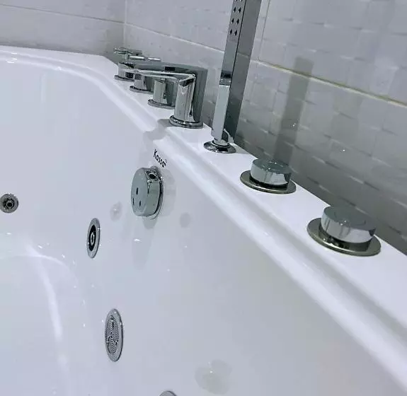 Hotelli คีรีศิลป์ รีสอร์ท เชียงราย